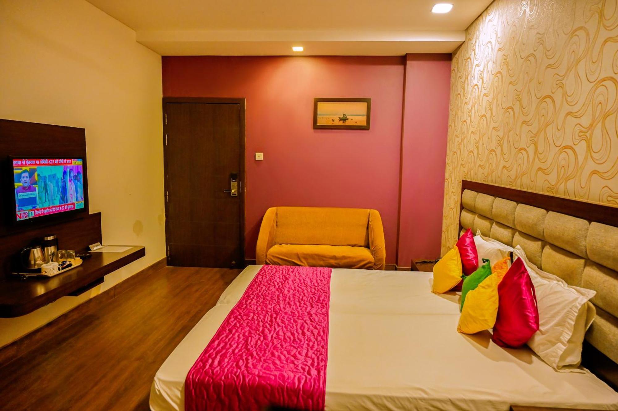 Trimrooms Buddha Hotel Varanasi