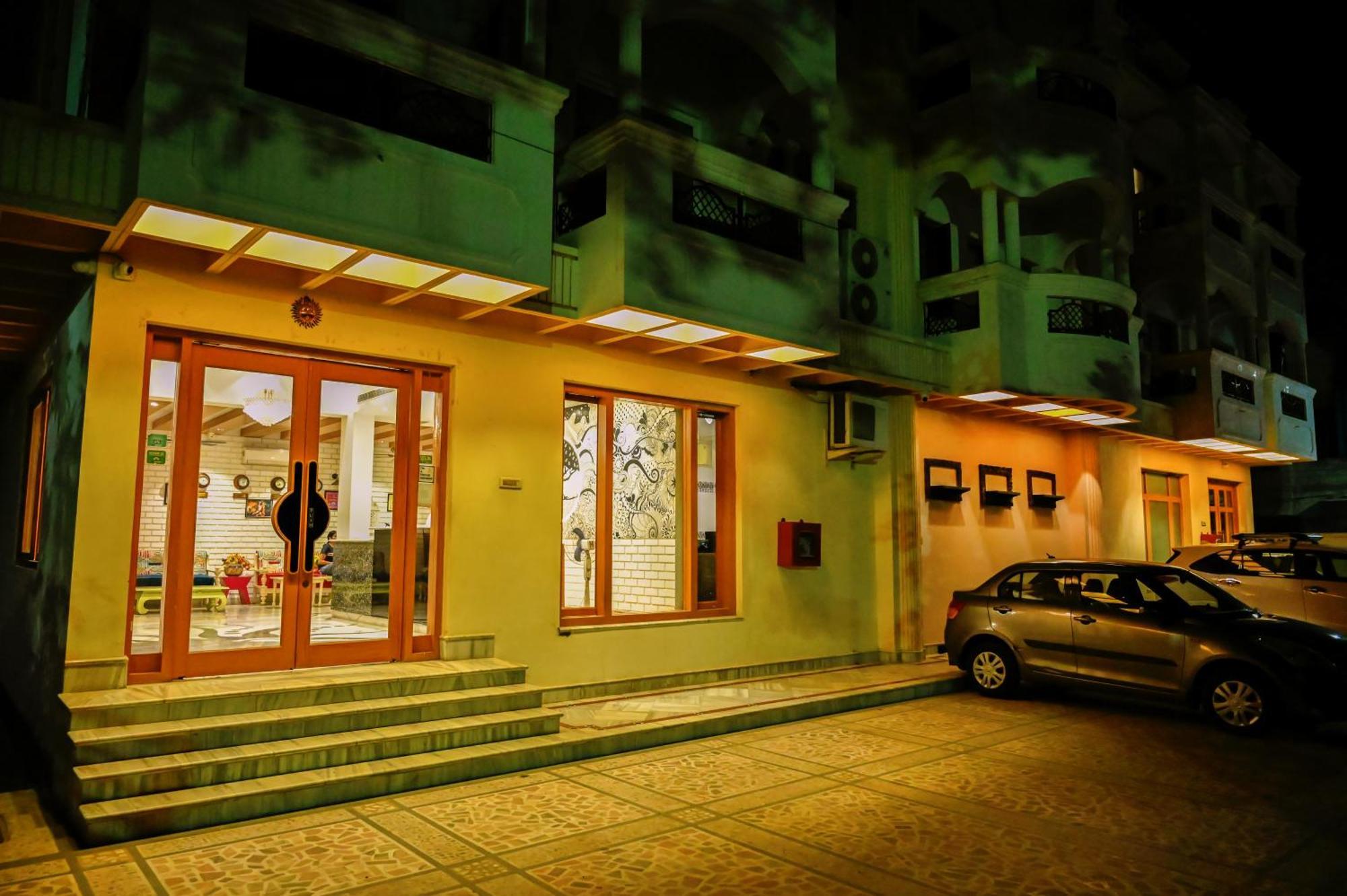 Trimrooms Buddha Hotel