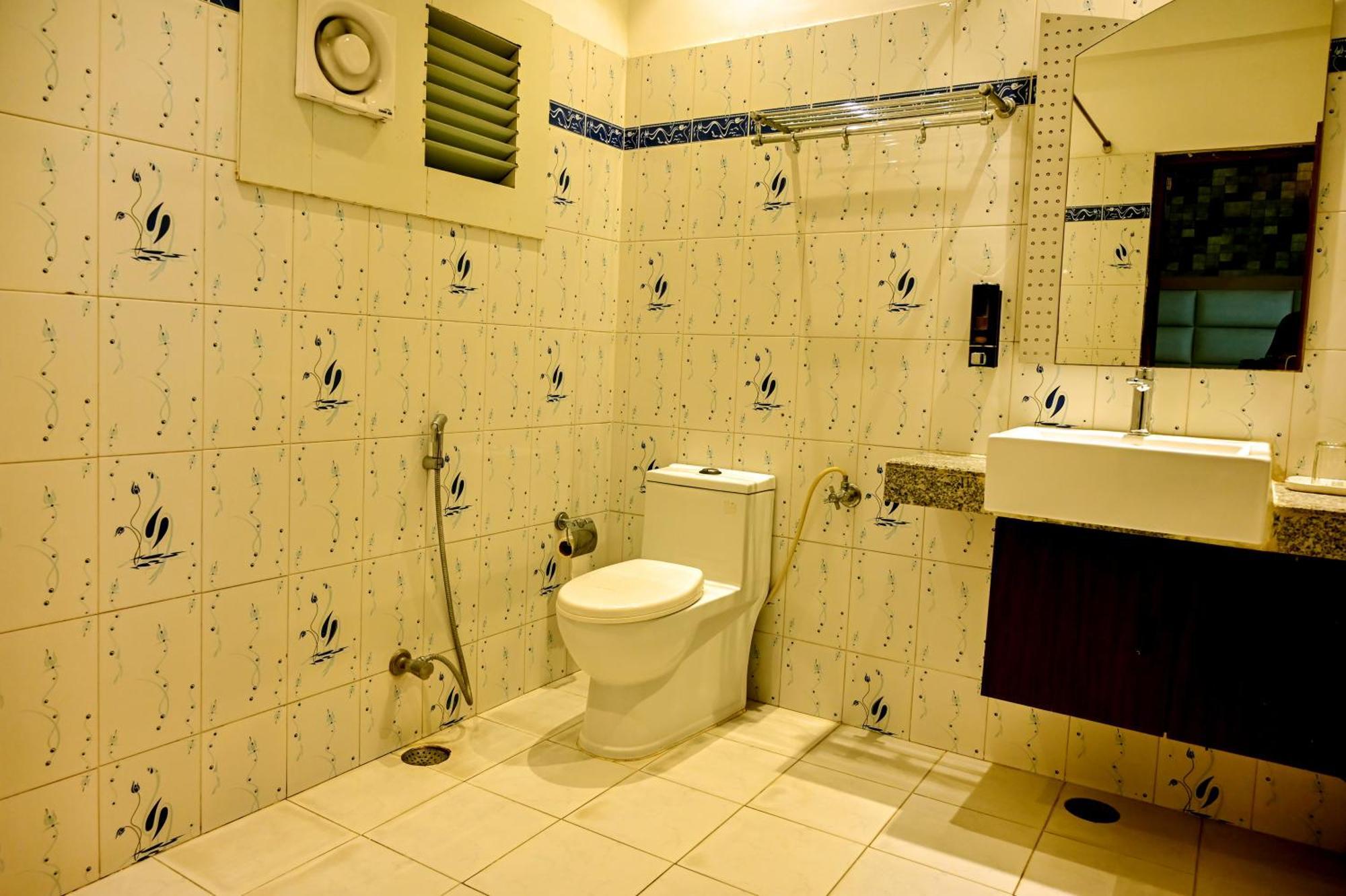 Hotel Trimrooms Buddha Varanasi